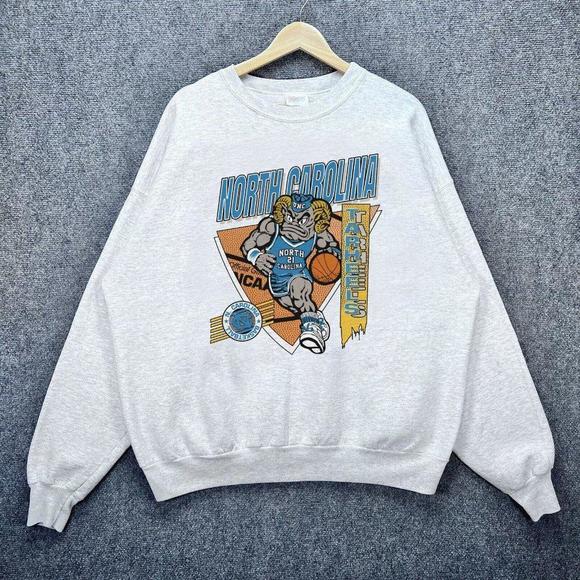 1995 NCAA Unc Tar Heels Mascot Sweatshirt